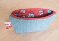 SMALL-003-jeans-clair-rouge-fermeture_rouge_01