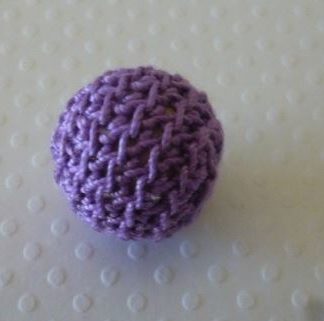 Perle au crochet lavande